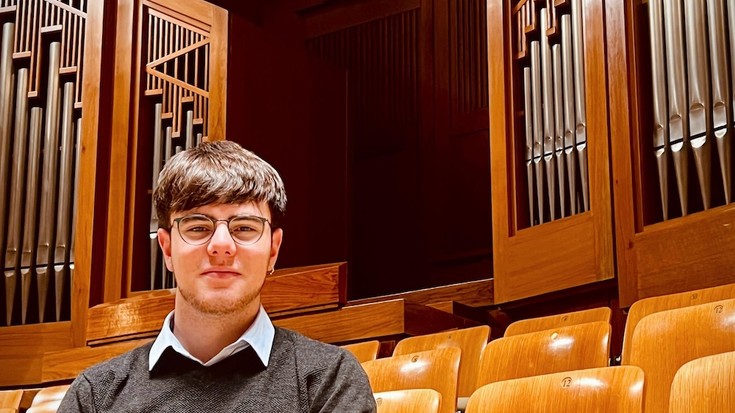 Oier Gaston organistak kontzertua eskainiko du etzi