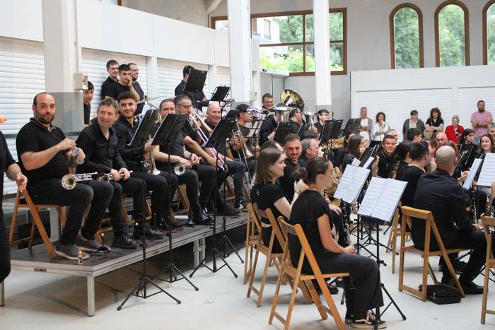 Kontzertua: Azkoitiko musika bandaren emanaldia