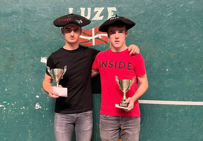 Julen Etxaniz txapeldun, Zarauzko I. Esku Pilota Txapelketan