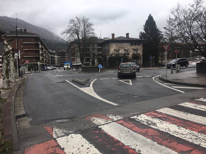 Ibai-Ondo eta Xabier Munibe kaleak itxita egongo dira ibilgailuentzat gaur eta bihar