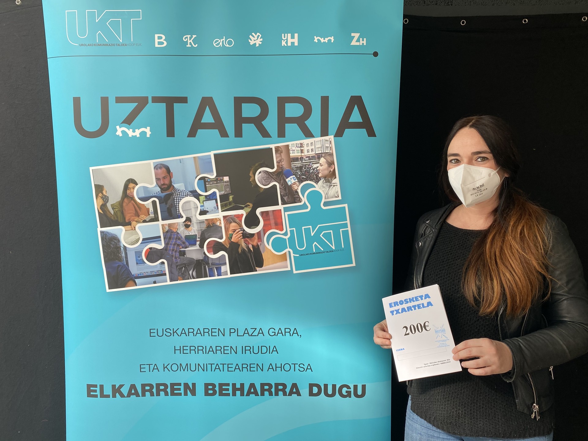Ana Aizbitartek jaso du karnabaletako galdera-erantzunen jokoaren saria