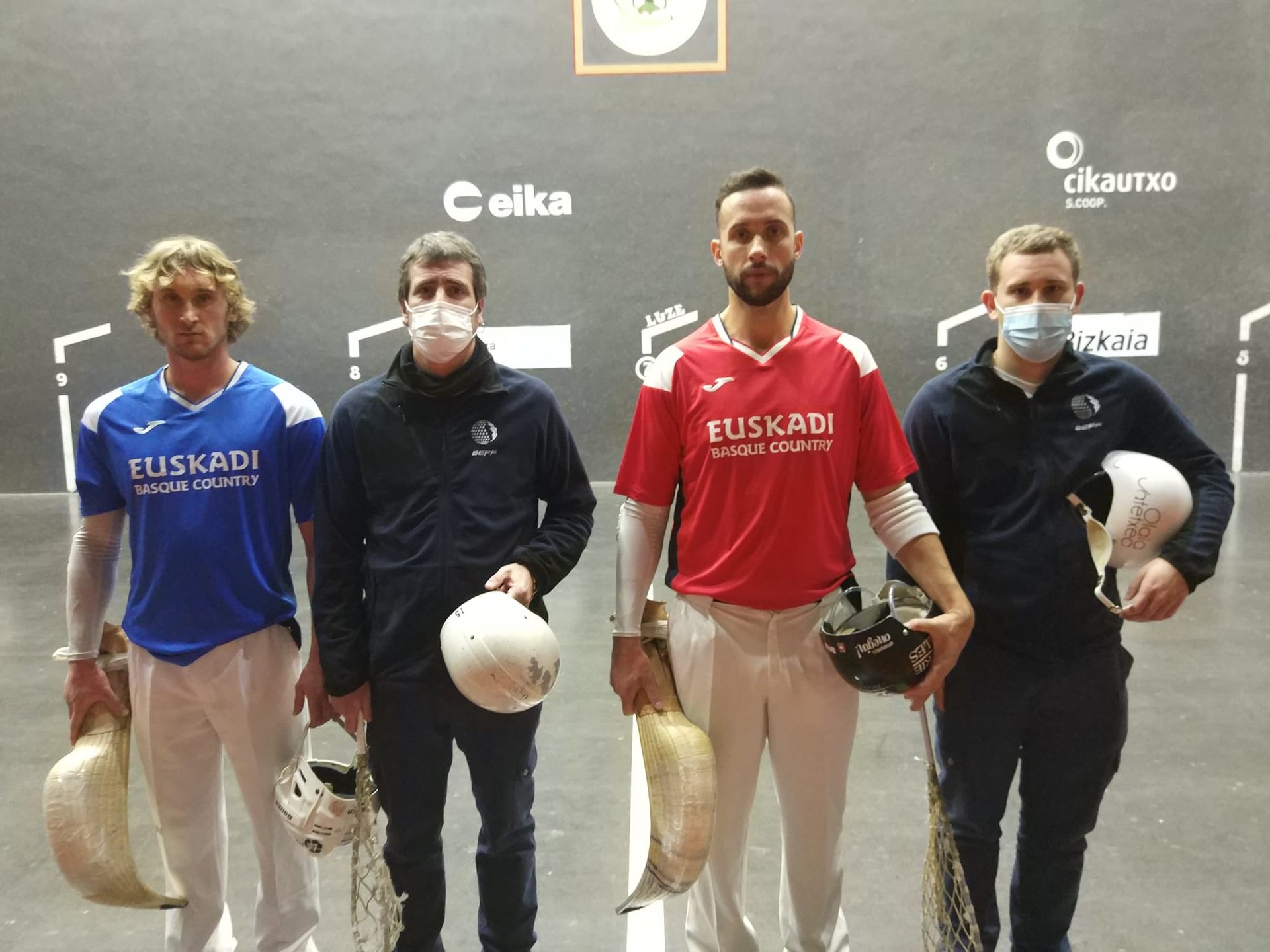 Buruz buruko finalerako sailkatu da Lopez