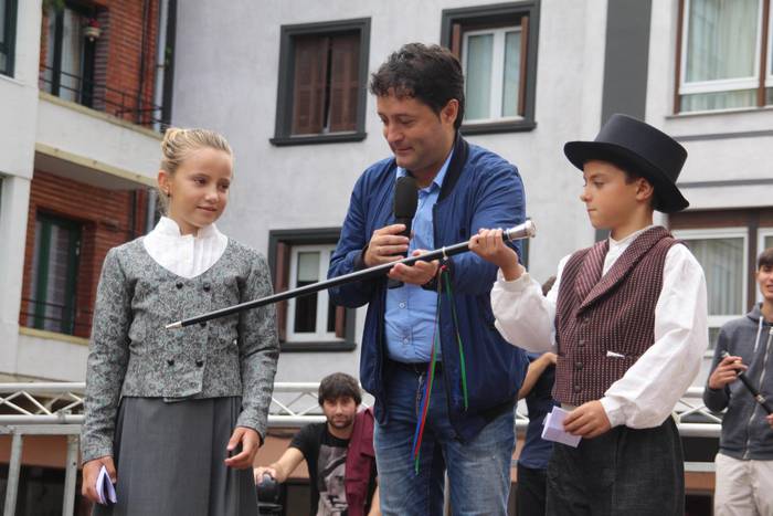 Alkate txikiek abiatu dute Zarauzko Haurren Euskal Jai Eguna