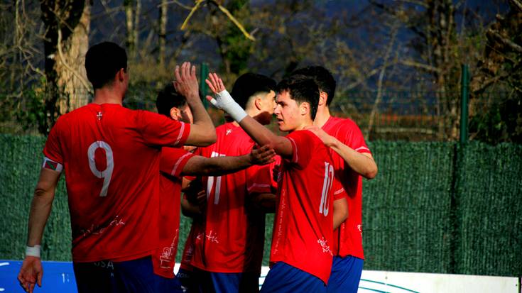 Hiruna puntu gehiago poltsikora