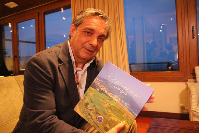 «Golf zelaia izan ez balitz, Mollarriraino etxez josita egongo litzateke eremua»