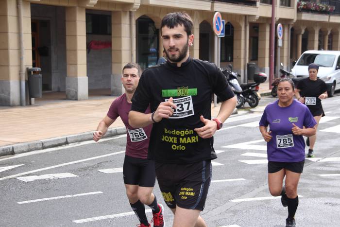 107 pertsonak eman dute izena igandeko herri lasterketan