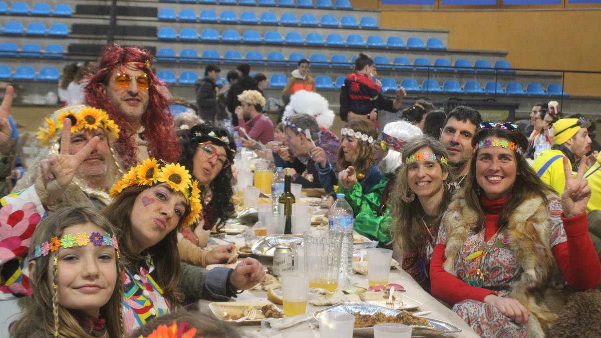 Giro itzelean ospatu dira inauteriak eguraldiak asko lagundu ez arren