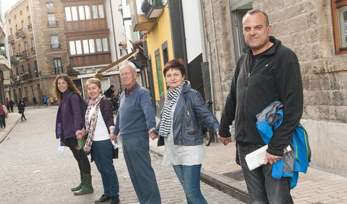 “Herri bezala definitzeko beharra sentitzen duen edonork du erabakitzeko eskubidea”