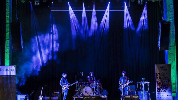 Siete C eta Convoi taldeen musika ekarri du Katapulta Tour-ek Azpeitira