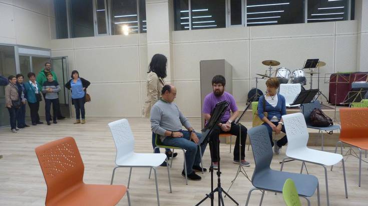 Lokal berria dute Udal Musika Bandak eta Julian Barrenetxea abesbatzak
