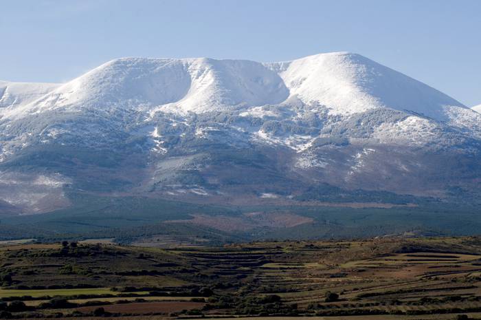 Moncayo mendira joango da Inda-Mendi urrian, asteburuko irteeran
