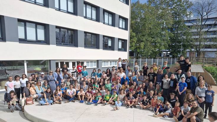 Oztibarreko ikastolakoak Zarautzen