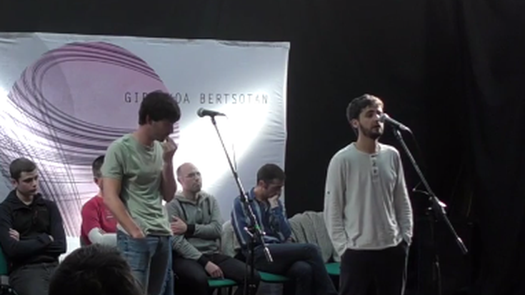 Lau zarauztarrek abestu dute Gipuzkoa Bertsotanen