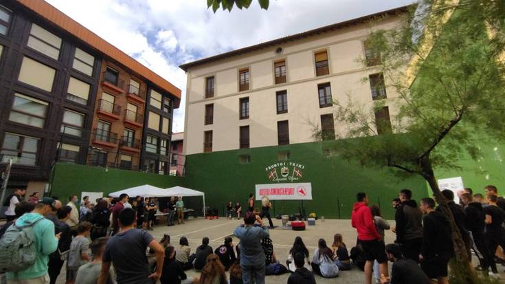 Espazio publikoa, norena?