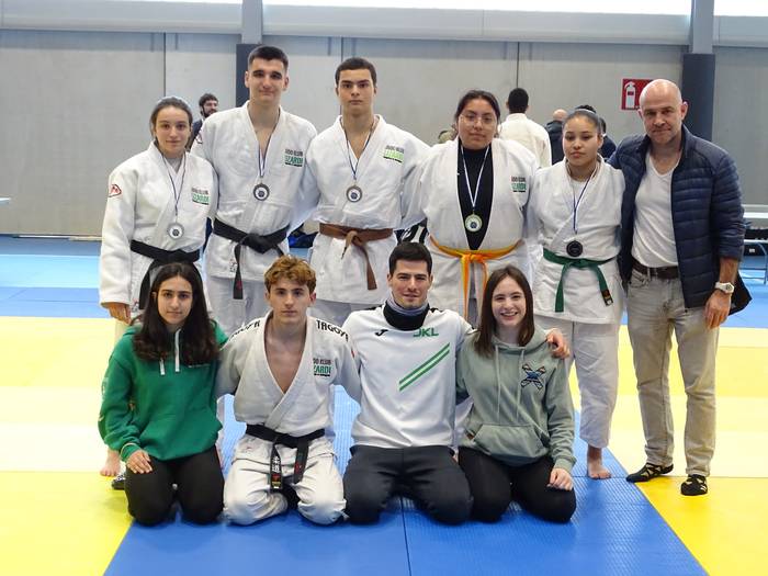 Lizardi judo taldeko kideek bost domina eskuratu dituzte azken jardunaldian