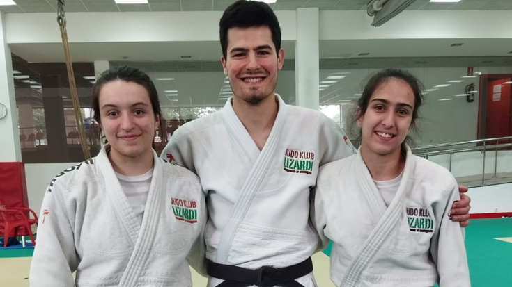 Eva Manzanas judoka oriotarrak gerriko beltza lortu du