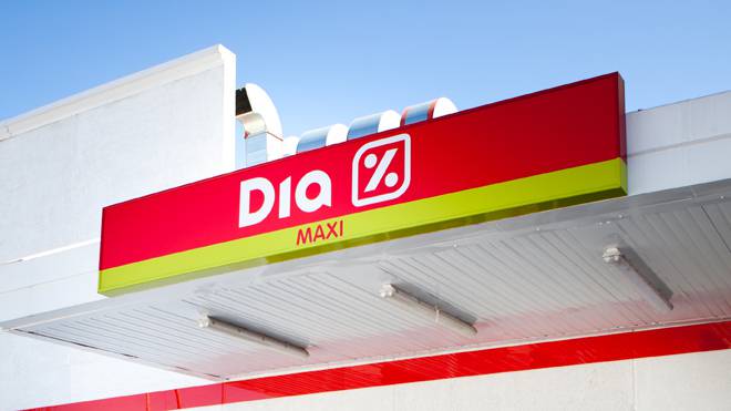 Dia supermerkatuetako langileak lanuztera deitu ditu ELAk