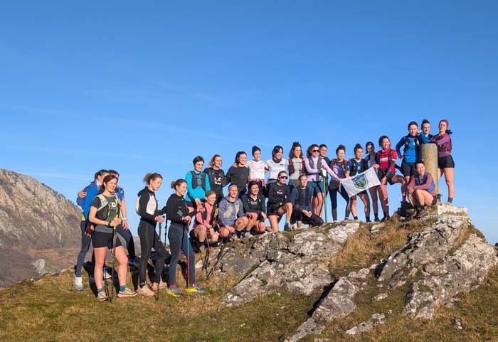 30 bat lagun, Domusa Teknik 40 MLKren atariko emakumeentzako laugarren entrenamenduan