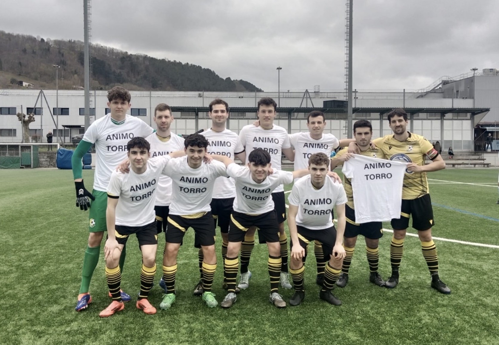 Asteburu borobila Orioko Futbol Taldeko neska-mutilentzat