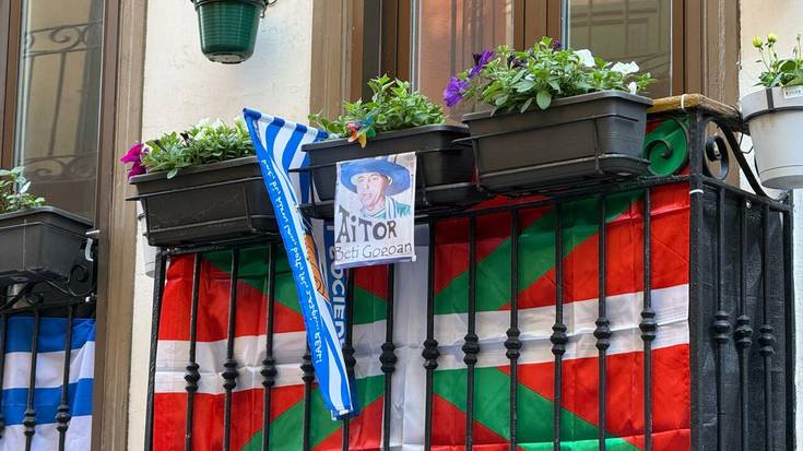 Realari hauspoa herriko balkoietatik