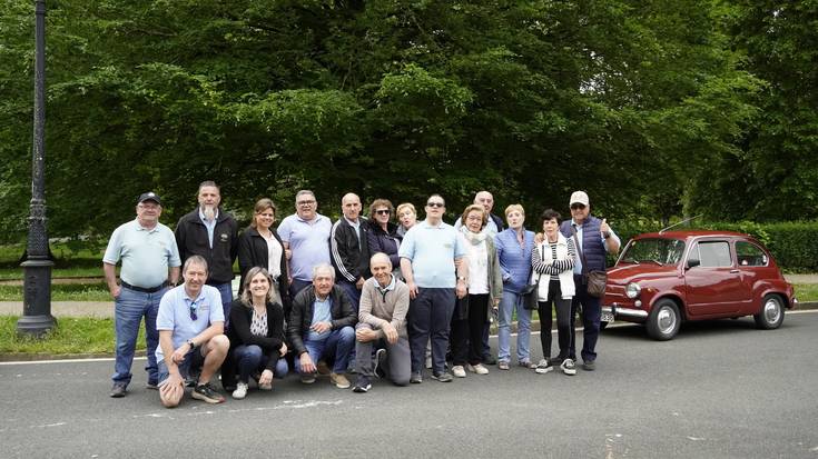 Seat 600 autoen topaketa egin dute