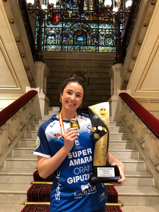 Andrea Zaldua: «Ilusio handia egiten dit etxera itzuli eta berriro Aialarekin jokatzeak»