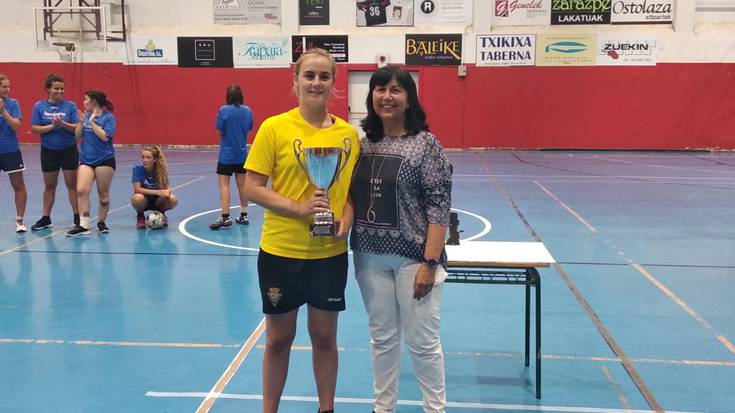 Ordubateko Tikak eta Txorropotorsek irabazi dute areto futbol txapelketa