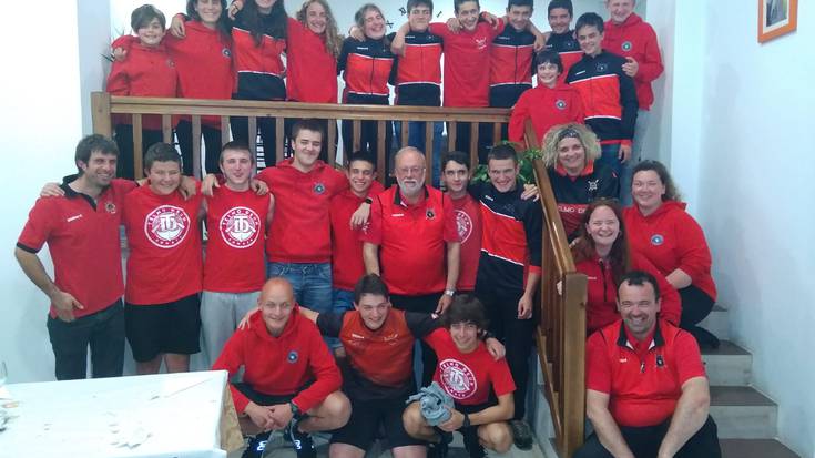 Zumaiak bi ontzi sartu ditu Espainiako batel txapelketako finaletan