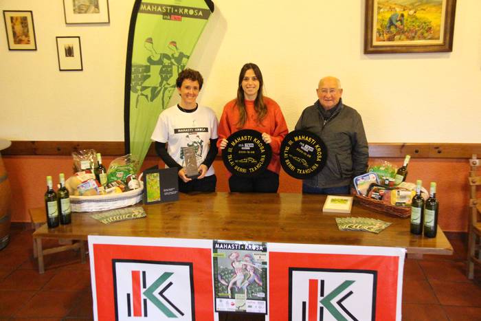 Igandean jokatuko dute III. Mahasti Krosa Zarautzen