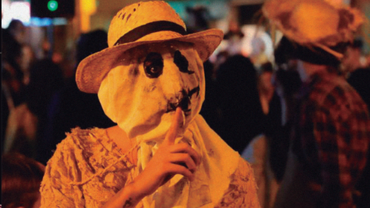 Emanaldia: 'Gau beltza', Jalgi dantza taldearen eskutik