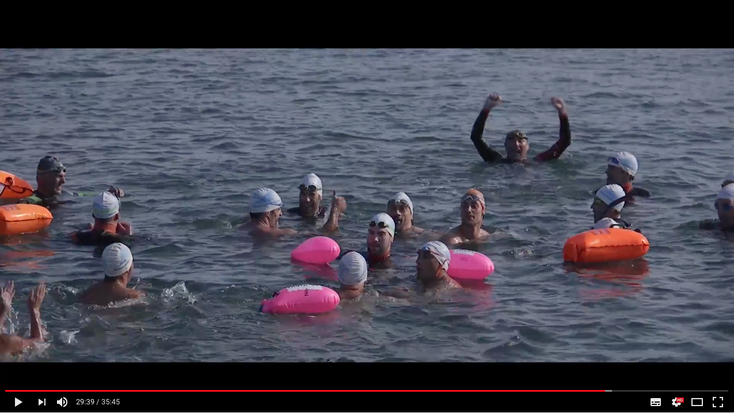 BIDEOA: Marea Urdinaren dokumentala aurkeztu dute