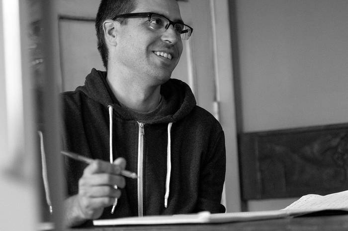 Hitzaldia: 'Vuelta al pais de Elkano' liburuaz, Ander Izagirre egilearekin