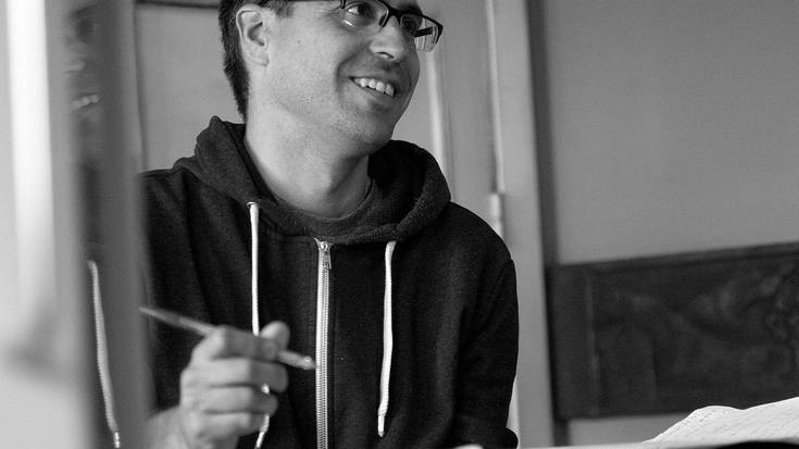 Ander Izagirreren 'Vuelta al pais de Elkano' liburuaz mintzatuko dira bihar Modelon