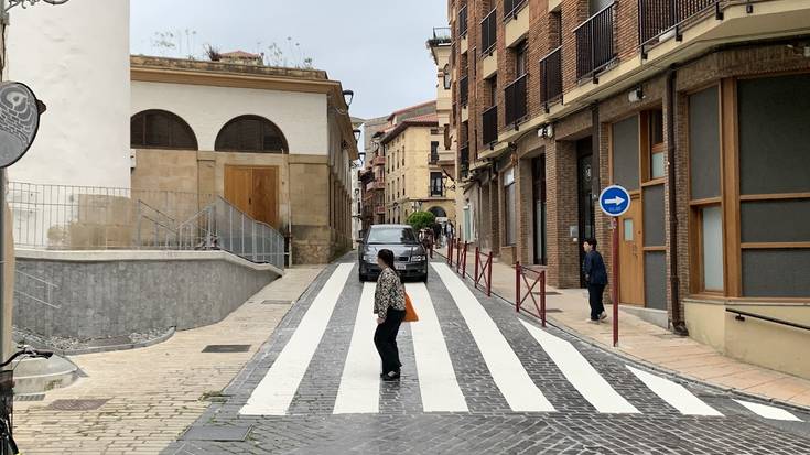 Alde Zaharrekoa, Zumaiako zebra bide zabalena ote?