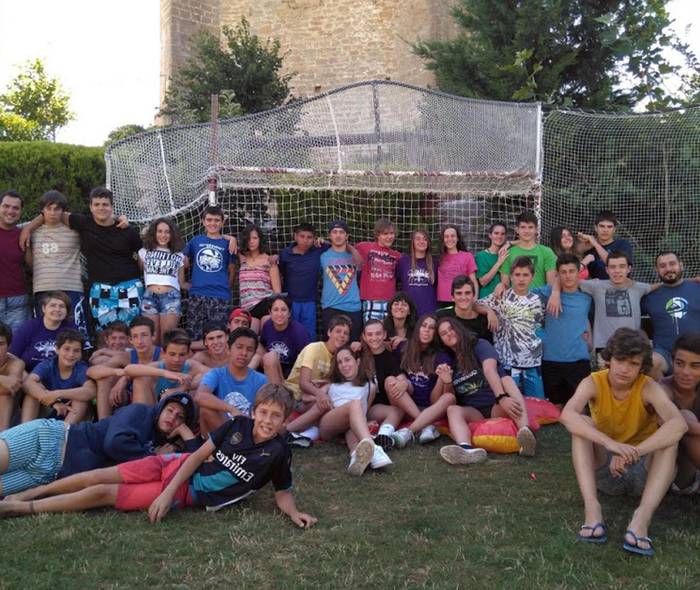 Hamaika ekintza prestatu du Haize-Orratz gaztelekuak udarako