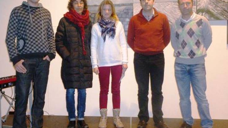 Iñaki Basterretxea: "Ez ditzagun Txekian bilatu gurean falta diren euskaldunak"