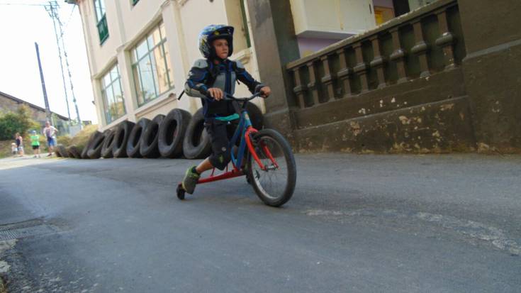 Oikiako San Bartolome jaietako egitaraua