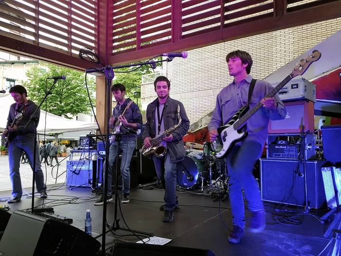 Rock eta funk eztanda Zumaian, Dardararen urteurrenean