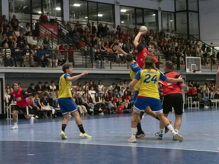 Labarra Nikol Pulpo eta Amenabar Zarautz taldeen arteko partidarako Lubaki beteta izango da