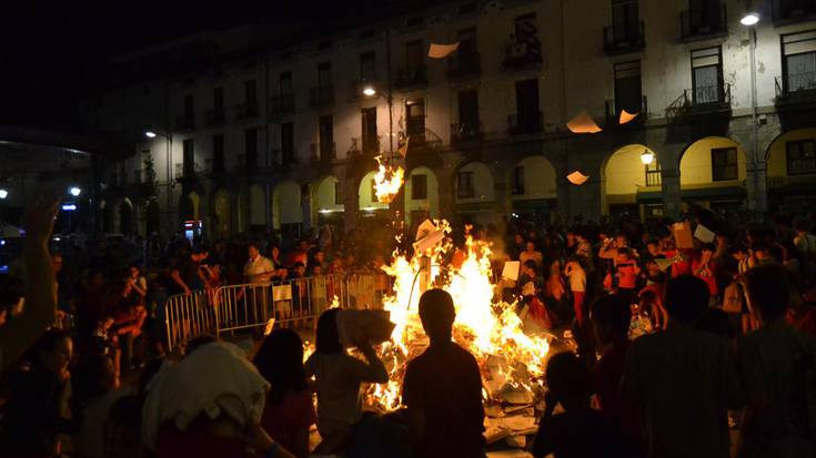 Suak argitu du San Juan gaua 