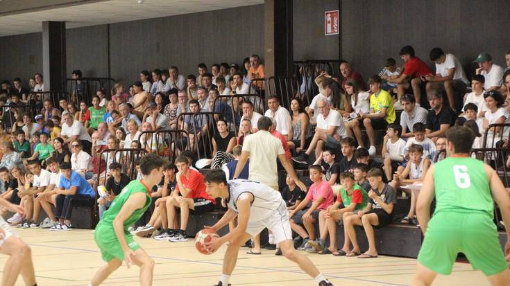 Euskal selekzioak irabazi du Eslovakiaren aurka jokatutako saskibaloi partida