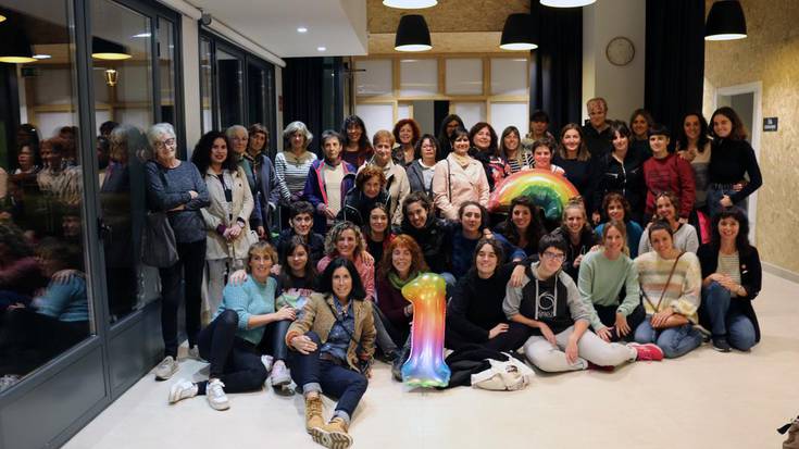 Aurrenekoa bete du Zumaiako Emakumeon Etxeak