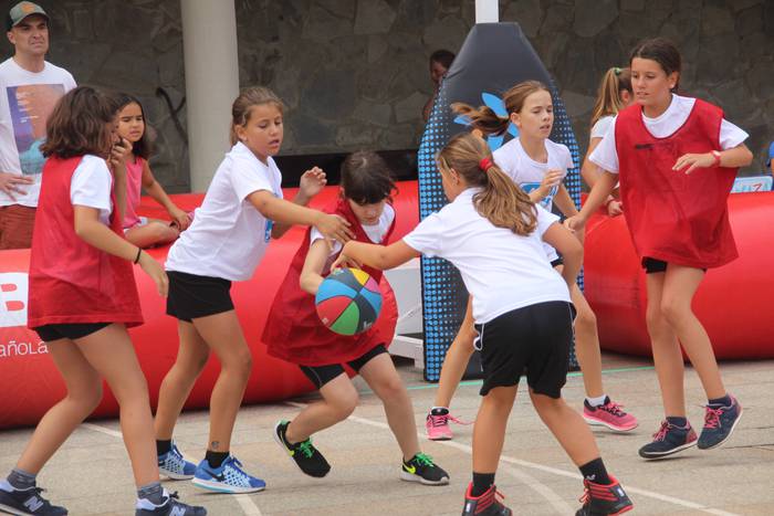 Eman daiteke izena 3X3 txapelketarako
