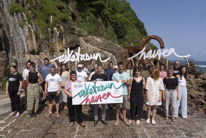 Azaroaren 22an Bilbon egingo duten mobilizaziorako autobusa jarri du EH Bilduk