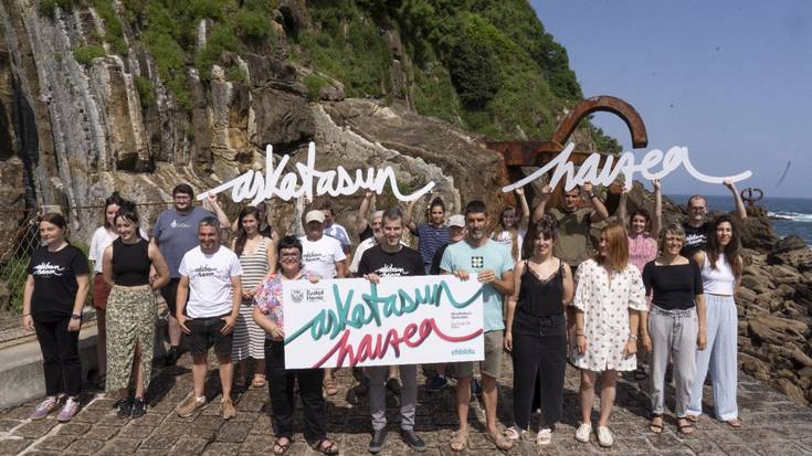 Azaroaren 22an Bilbon egingo duten mobilizaziorako autobusa jarri du EH Bilduk