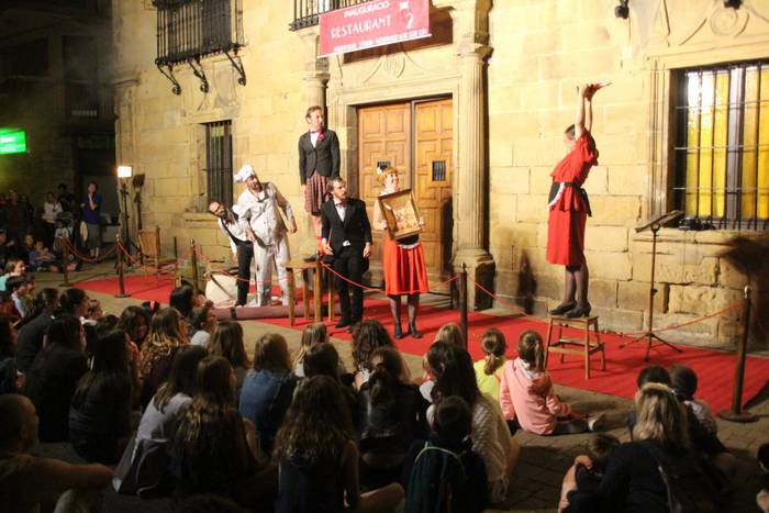 Kale antzerkiaren festa Zarautzen