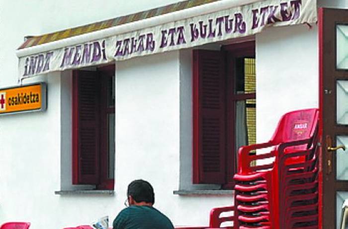 Bertan behera utzi dute Aizarnazabalgo Inda Mendi jubilatuen etxeko tabernaren lehiaketa publikoa