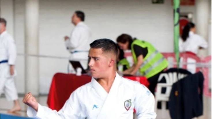 Denboraldi ona osatzen ari da Iker Hernandez karateka