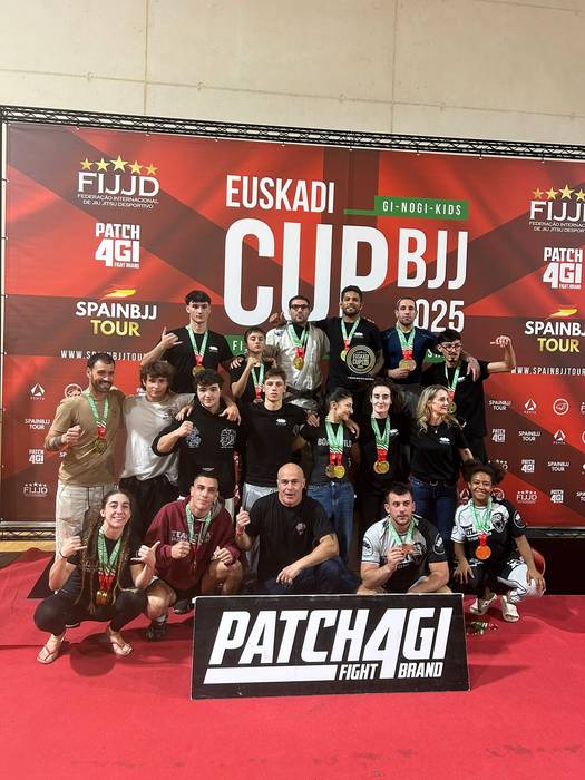 Jiu-Jitsu Zarautz Lotus klubak 30 domina lortu ditu Euskadi Cup txapelketan