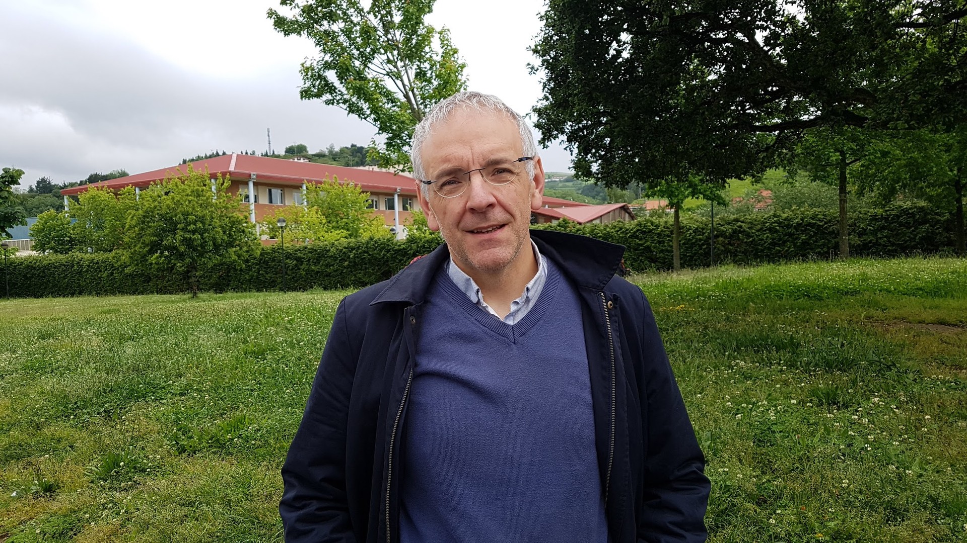Iñaki Ostolaza: "Espaloiak konpondu behar dira, baina pertsonak dira lehentasuna"